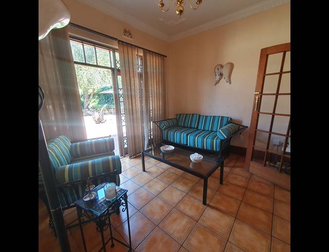 3 BEDROOM FREEHOLD FOR SALE IN KLIPPOORTJE